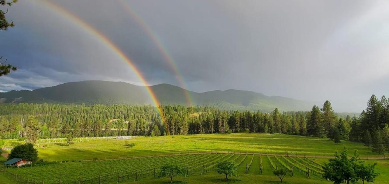 China Bend Winery Bed And Breakfast Kettle Falls Exteriör bild
